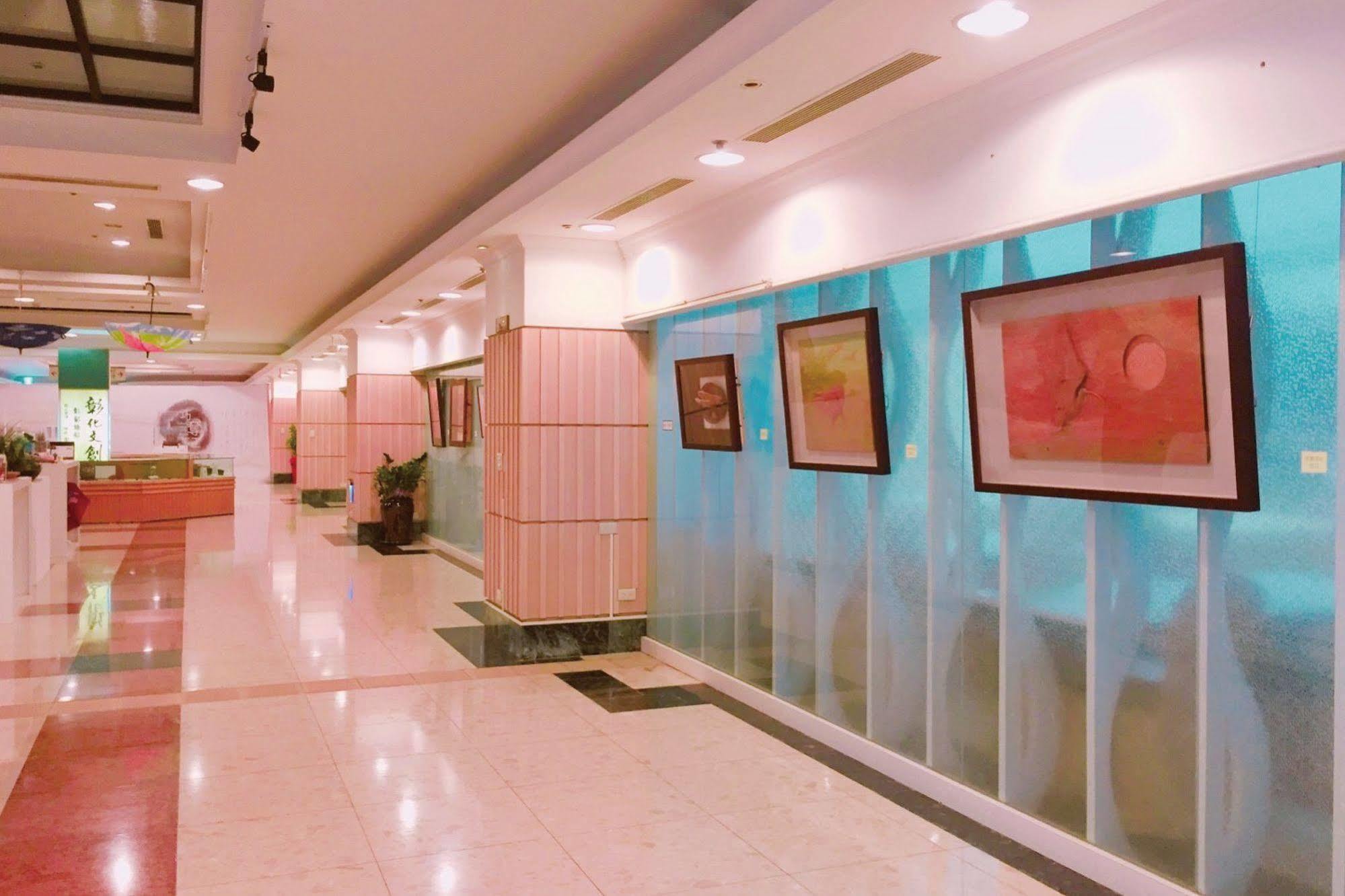 Uni-Resort Lukang Luaran gambar